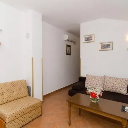 Pavo Apartment *