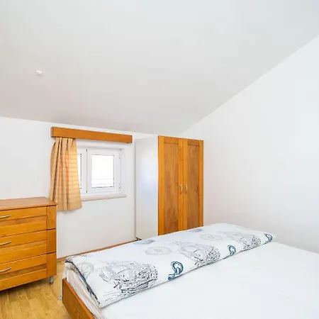 Pavo Apartment
