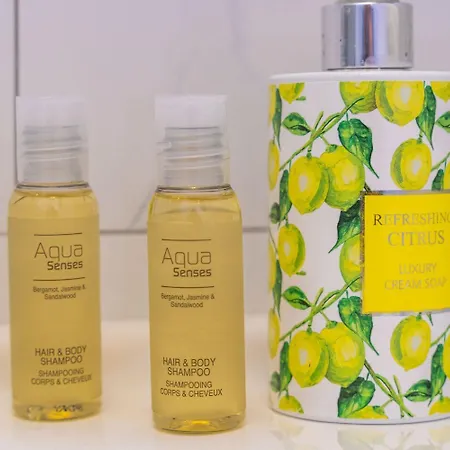 Pavo アパート ツァヴタット