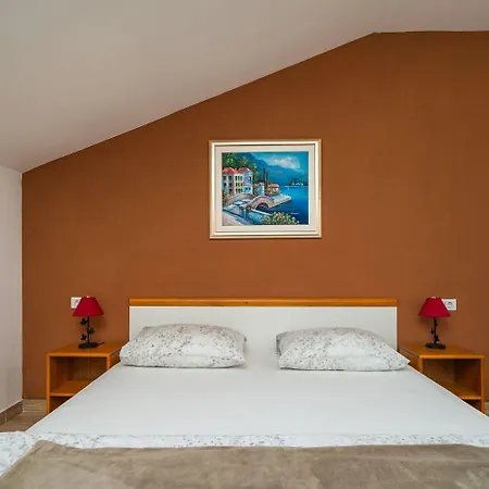 Pavo Apartment *