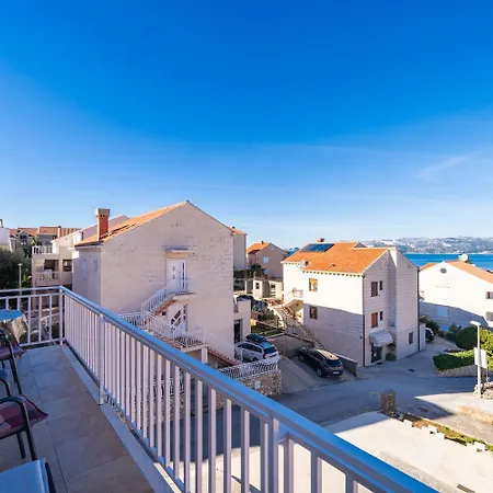 Pavo Διαμέρισμα *